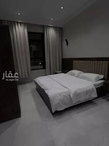 عمارة للإيجار في شارع  طريق الملك فيصل, حي المطار, مدينة عرعر, منطقة الحدود الشماليه
