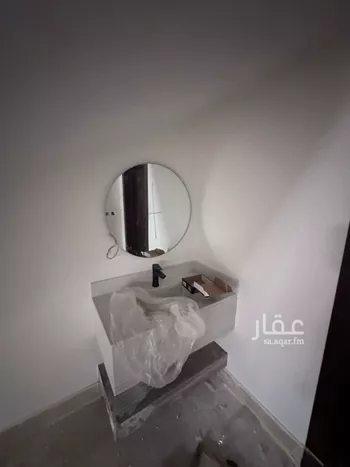فيلا للبيع في شارع الجميل ابن حاتم, حي ظهرة لبن, مدينة الرياض, منطقة الرياض صورة 5