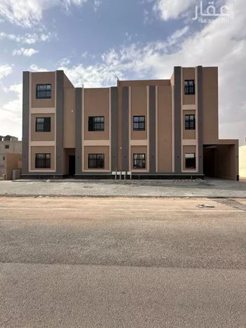 فيلا للبيع في شارع الجميل ابن حاتم, حي ظهرة لبن, مدينة الرياض, منطقة الرياض