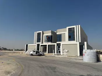 فيلا للبيع في شارع النجاح, حي الشعلة, مدينة الدمام, المنطقة الشرقية