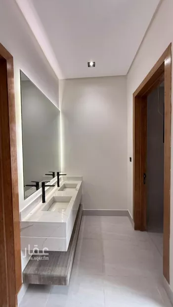 فيلا للبيع في شارع جبل علياء, حي العريجاء الأوسط, مدينة الرياض, منطقة الرياض صورة 4