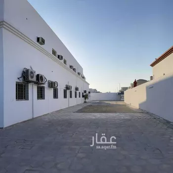عمارة للإيجار في شارع الروند, حي الصواري, مدينة الخبر, المنطقة الشرقية صورة 3