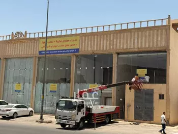 محل للإيجار في شارع الشيخ محمد بن عبداللطيف بن عبدالرحمن ، حي نمار ، الرياض ، منطقة الرياض صورة 5