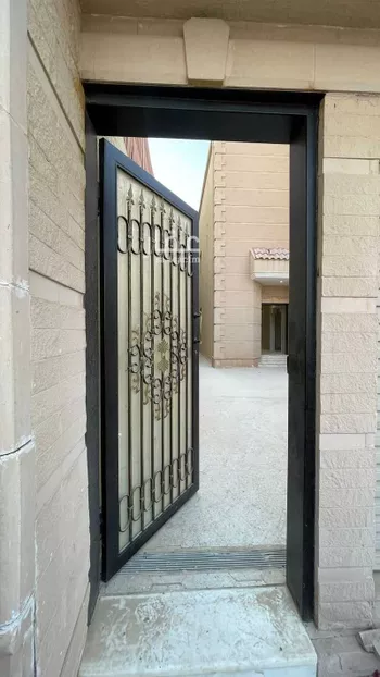 فيلا للإيجار في شارع الحصن, حي النخيل, مدينة الرياض, منطقة الرياض صورة 2
