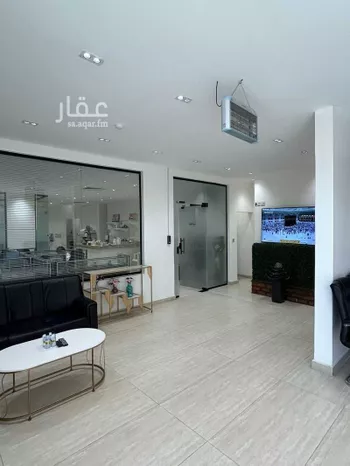 فيلا للبيع في شارع البهاء زهير, حي الملك فيصل, مدينة الرياض, منطقة الرياض صورة 3