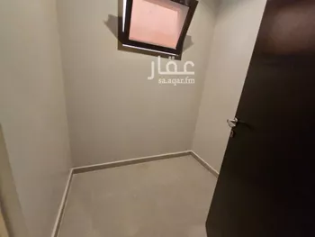 شقة للبيع في شارع المزارة, حي هجر, مدينة الدمام, المنطقة الشرقية صورة 2