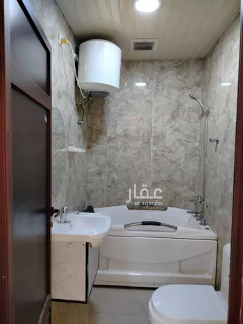 شقة للبيع في شارع كعب ابن يسار, حي النور, مدينة الدمام, المنطقة الشرقية صورة 3