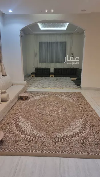 فيلا للإيجار في شارع أحمد بن السيد الرفاعي, حي عكاظ, مدينة الرياض, منطقة الرياض