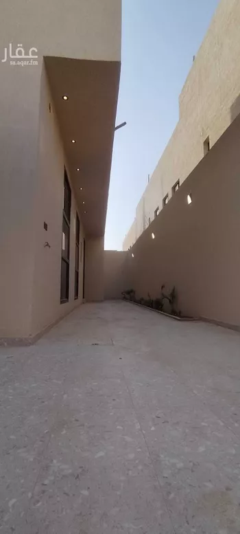فيلا للبيع في شارع أحمد البسيلي, حي بدر, مدينة الرياض, منطقة الرياض صورة 4