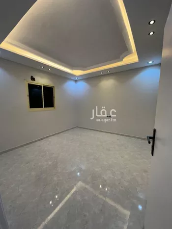 شقة للإيجار في شارع الشيخ عبدالله العنقري, حي الورود, مدينة الرياض, منطقة الرياض