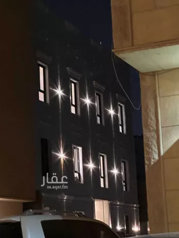 عمارة للإيجار في شارع ابي البركات الانصاري ، حي الضباط ، الرياض ، منطقة الرياض صورة 2