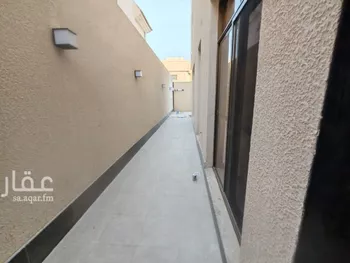 دور للبيع في شارع أبي الغنائم الهمذاني, حي السويدي الغربي, مدينة الرياض, منطقة الرياض صورة 3