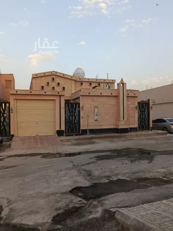 دور للبيع في شارع احمد بن الخطاب , حي طويق, مدينة الرياض, منطقة الرياض