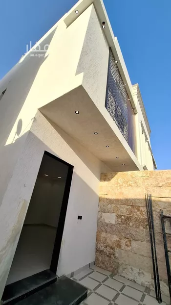 فيلا للبيع في شارع يحيى بن أكثم, حي عكاظ, مدينة الرياض, منطقة الرياض صورة 4
