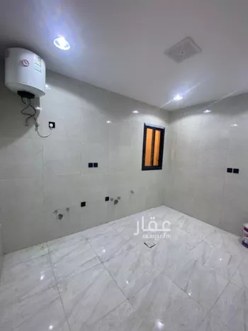 دور للبيع في شارع رفاعة بن شداد, حي عكاظ, مدينة الرياض, منطقة الرياض صورة 4