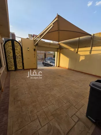 فيلا للبيع في شارع النجمة, حي الياسمين, مدينة الرياض, منطقة الرياض صورة 2