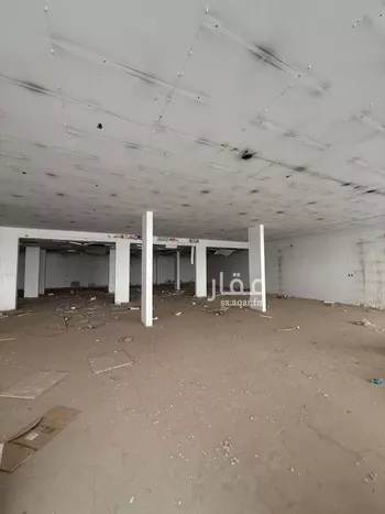 عمارة للإيجار في شارع المدينه المنوره, حي العريجاء الأوسط, مدينة الرياض, منطقة الرياض