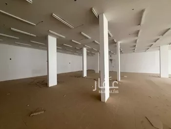 عمارة للإيجار في شارع المدينه المنوره, حي العريجاء الأوسط, مدينة الرياض, منطقة الرياض صورة 2