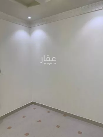 فيلا للبيع في شارع الصواف, حي إشبيلية, مدينة الرياض, منطقة الرياض صورة 2