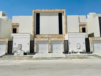 دور للبيع في شارع جبل عسيب, حي القادسية, مدينة الرياض, منطقة الرياض