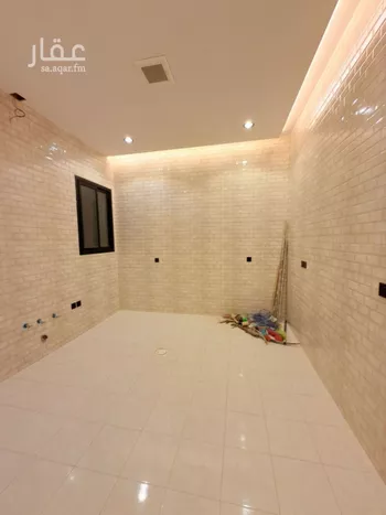 دور للبيع في شارع عبدالرحمن بن عثمان جمال, حي بدر, مدينة الرياض, منطقة الرياض صورة 2