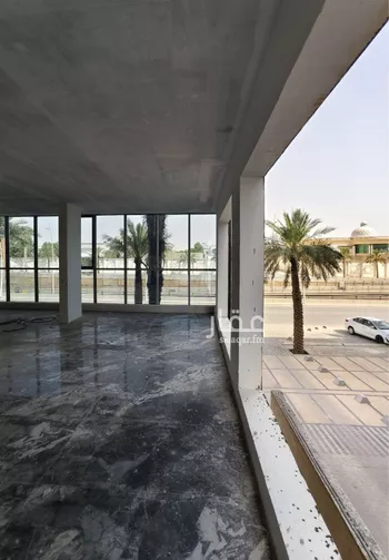 مكتب تجاري للإيجار في شارع الملك عبدالله ابن عبدالعزيز سعود الفرعي, حي النزهة, مدينة الرياض, منطقة الرياض صورة 3