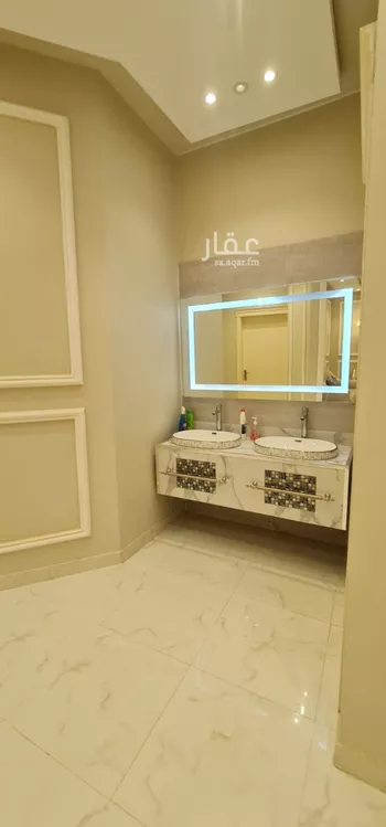فيلا للإيجار في شارع مسلم بن عبيدالله, حي عكاظ, مدينة الرياض, منطقة الرياض صورة 4