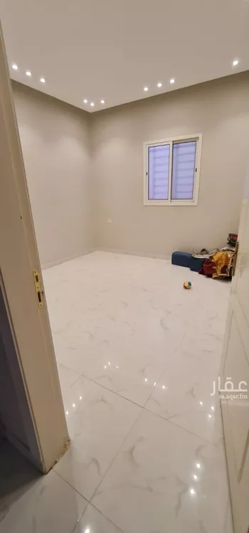 فيلا للإيجار في شارع مسلم بن عبيدالله, حي عكاظ, مدينة الرياض, منطقة الرياض