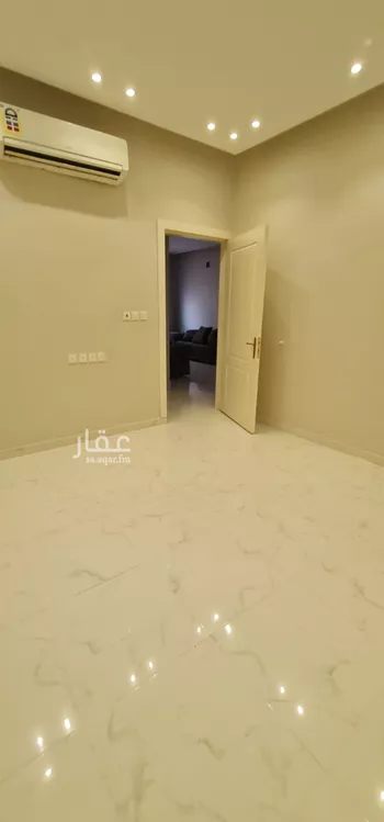 فيلا للإيجار في شارع مسلم بن عبيدالله, حي عكاظ, مدينة الرياض, منطقة الرياض صورة 2