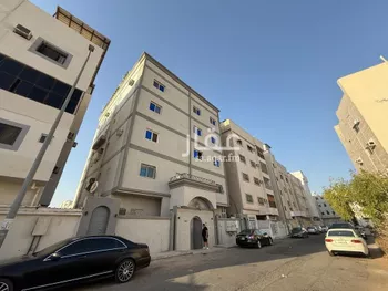 عمارة للبيع في شارع بشير ابن كعب, حي الجمعة, مدينة المدينه المنوره, منطقة المدينة المنورة صورة 2