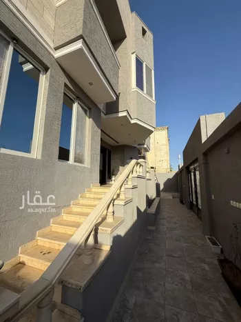فيلا للبيع في شارع الامير محمد ابن عبدالعزيز, حي وادي مهزور, مدينة المدينه المنوره, منطقة المدينة المنورة صورة 3