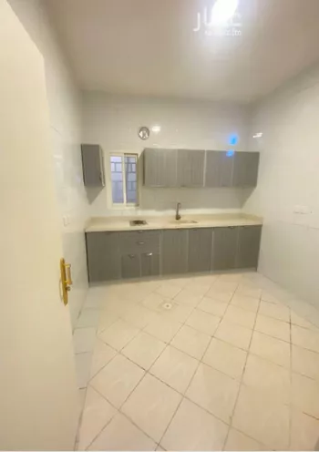 شقة للإيجار في شارع طريق عثمان بن عفان, حي النزهة, مدينة الرياض, منطقة الرياض صورة 2