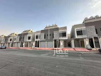 فيلا للبيع في شارع حمد بن عتيق, حي بدر, مدينة الرياض, منطقة الرياض صورة 3