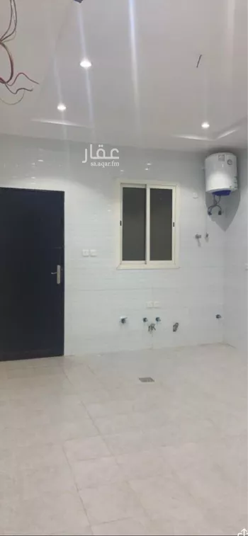 فيلا للبيع في شارع نافع بن عتبة, حي المروج, مدينة تبوك, منطقة تبوك صورة 4