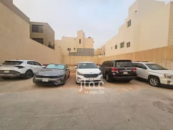 أرض للبيع في شارع الملك عبدالله ابن عبدالعزيز سعود, حي الخالدية, مدينة امارة منطقة الرياض - الدرعيه, منطقة الرياض