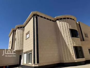 فيلا للبيع في شارع ابو عمرو الشيباني, حي المطار, مدينة المجمعه, منطقة الرياض صورة 2