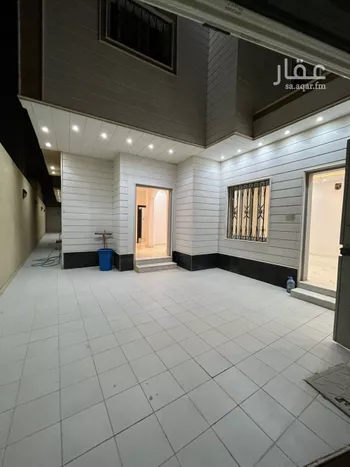 فيلا للإيجار في شارع عمر مكرم, حي الرمال, مدينة الرياض, منطقة الرياض صورة 2