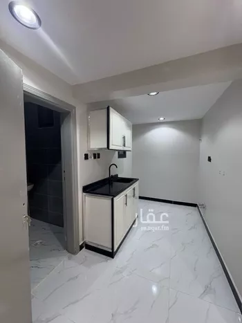 شقة للإيجار في شارع قلعة الفسطاط, حي إشبيلية, مدينة الرياض, منطقة الرياض صورة 3