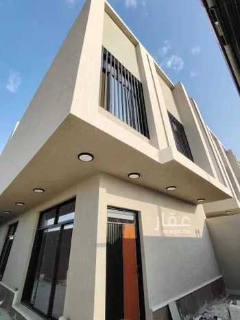 فيلا للبيع في شارع الأنوار, حي الشعلة, مدينة الدمام, المنطقة الشرقية
