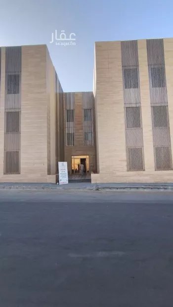 شقة للبيع في شارع أحمد بن عبيد البصري, حي المهدية, مدينة الرياض, منطقة الرياض صورة 4