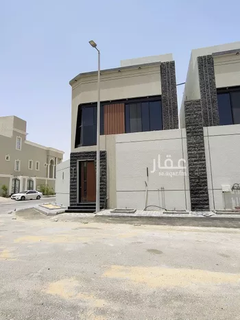فيلا للبيع في شارع القيصومه, حي الصواري, مدينة الخبر, المنطقة الشرقية صورة 5
