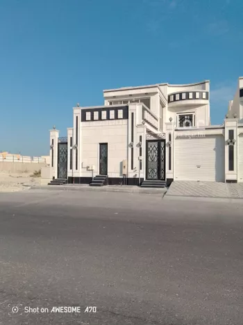 فيلا للبيع في شارع البراء بن مالك, حي الشراع, مدينة الخبر, المنطقة الشرقية صورة 2