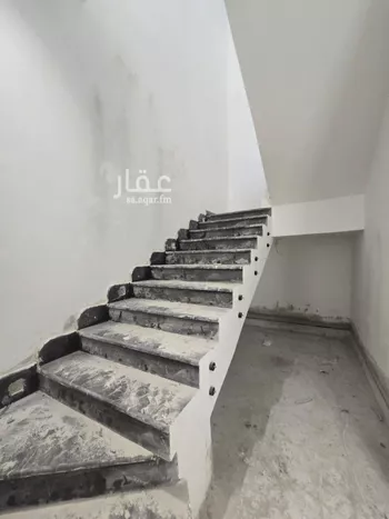 دور للبيع في شارع وادي جليل, حي غرناطة, مدينة الرياض, منطقة الرياض صورة 3