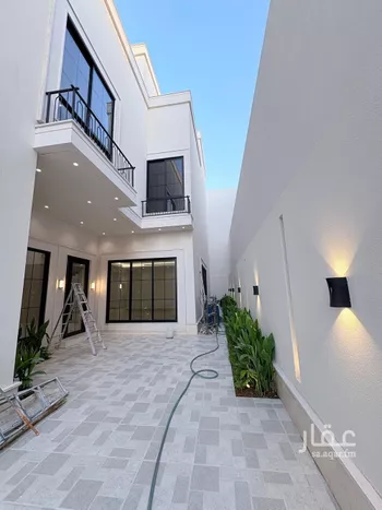 فيلا للبيع في شارع السيل الكبير, حي المهدية, مدينة الرياض, منطقة الرياض صورة 2