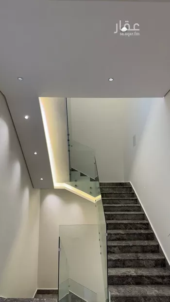 فيلا للبيع في طريق السيل الكبير, المهدية, الرياض صورة 4
