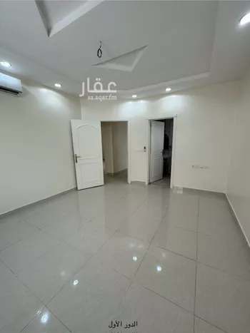 فيلا للبيع في شارع الراشدية, حي الياسمين, مدينة الرياض, منطقة الرياض صورة 5