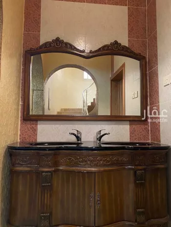 فيلا للبيع في شارع عبدالرحمن ابن معاذ ابن عثمان, حي المصيف, مدينة خميس مشيط, منطقة عسير صورة 5