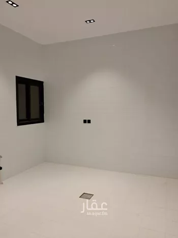 دور للبيع في شارع طاهر النويري, حي عكاظ, مدينة الرياض, منطقة الرياض صورة 3