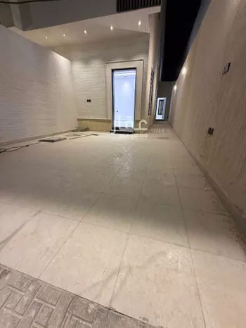 دور للبيع في شارع يحيى بن جزلة, حي بدر, مدينة الرياض, منطقة الرياض صورة 2