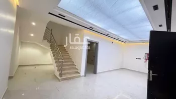 دور للبيع في شارع عبدالله بن ابيه, حي بدر, مدينة الرياض, منطقة الرياض صورة 5